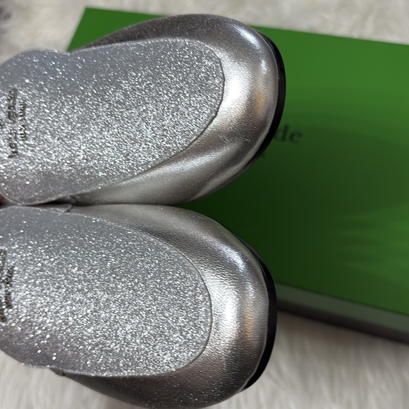 NEW In Box Kate Spade City Lights Metallic Silver Sparkly Loafers Size 9 - Picture 14 of 14